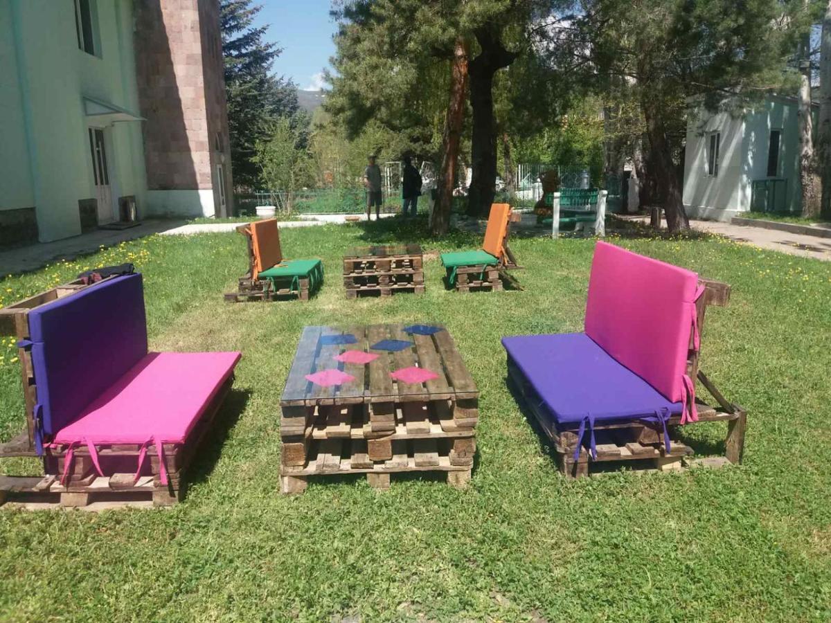 N&R Rest House Tsaghkadzor Exterior foto